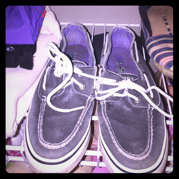 Shoes - Picture 1 of 1