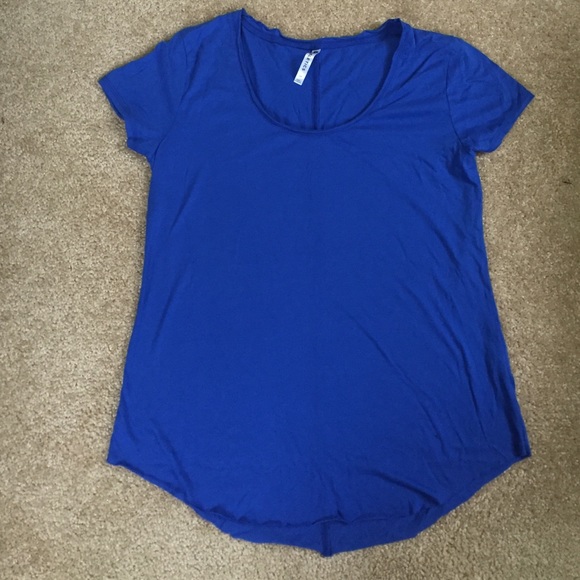 Fabletics blue workout shirt