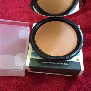 NBEY ECO NATURAL CREME DELUXE FOUNDATION
