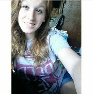 Meet your Posher, Marissa