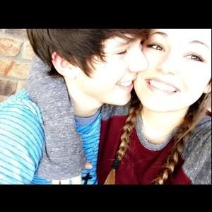 Meet your Posher, Ashlynn