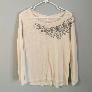 Comfy cream sweater with flower and sequin detail