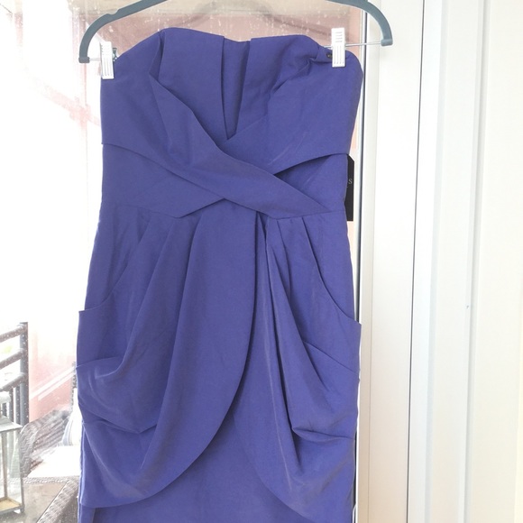 Guess Dress super flattering seam designs - Picture 4 of 4