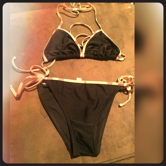 Authentic Burberry Brit bikini👙