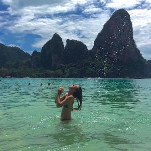 Meet your Posher, Sara