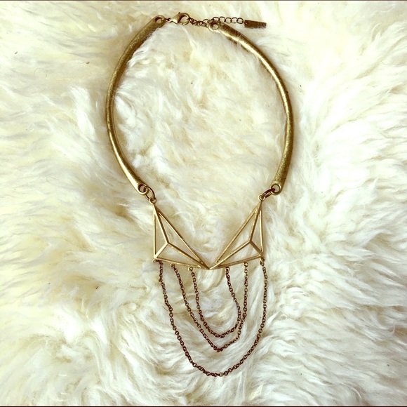 Jewelmint Jewelry - Jewelmint Gold/Brass Tone Statement Necklace