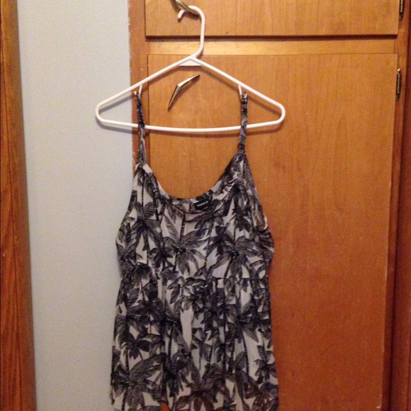 Torrid sleeveless top