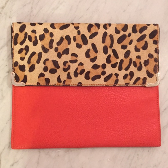 Leopard and coral clutch