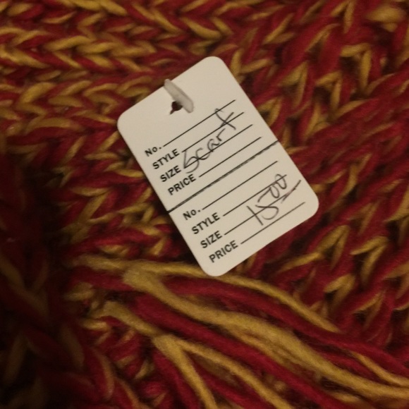 Scarf - Picture 2 of 2