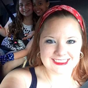 Meet your Posher, Stephanie