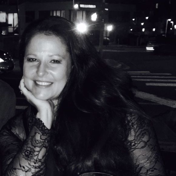 Meet your Posher, Erin - Picture 1 of 1