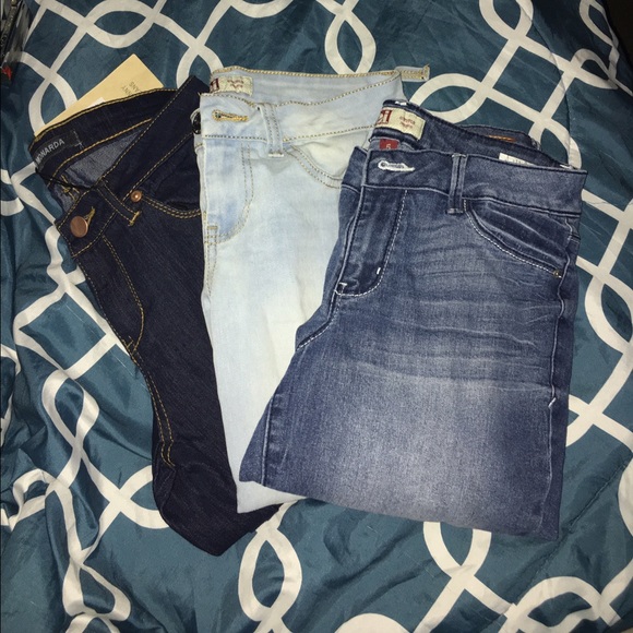 Mid Rise Jean Bundle !