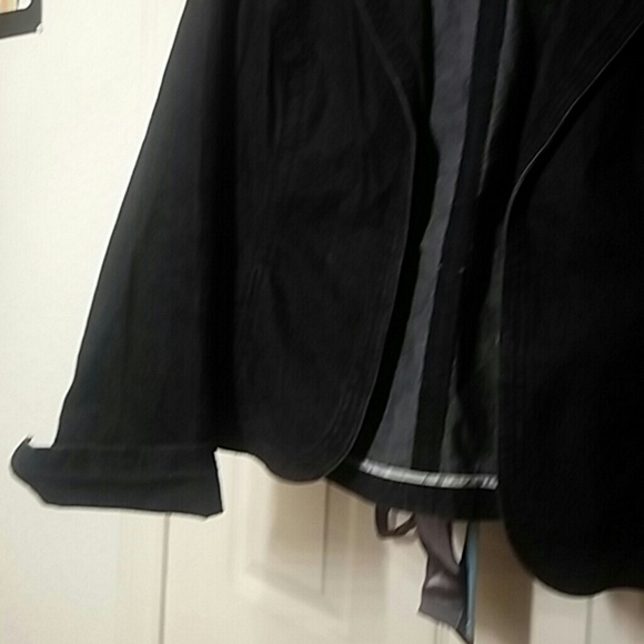 Jean Jacket - Picture 2 of 4