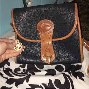 Vintage Dooney and Bourke Essex style bag