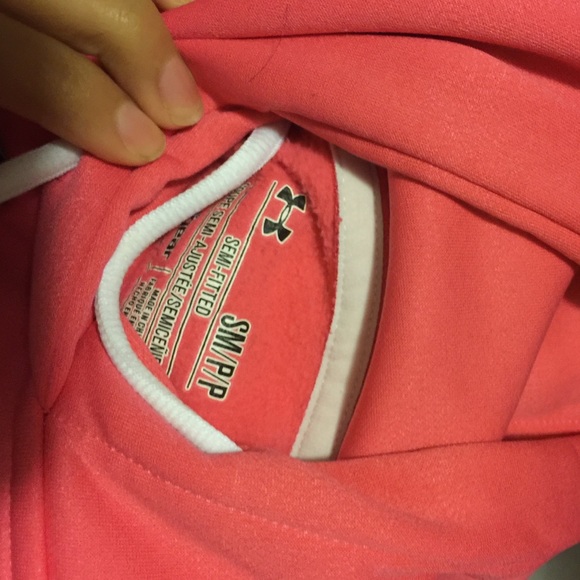 Under armor - Picture 2 of 2