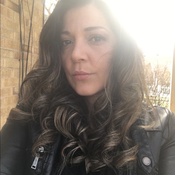 Meet your Posher, Tina