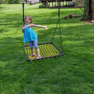 Meet your Posher, Traci