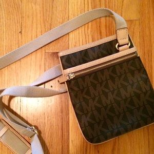 Michael Kors Crossbody Bag