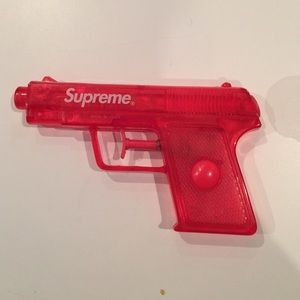 Supreme Gun