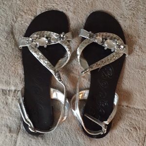 Naughty monkey flats