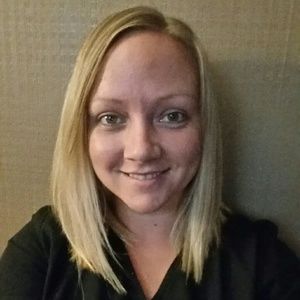 Meet your Posher, Melanie