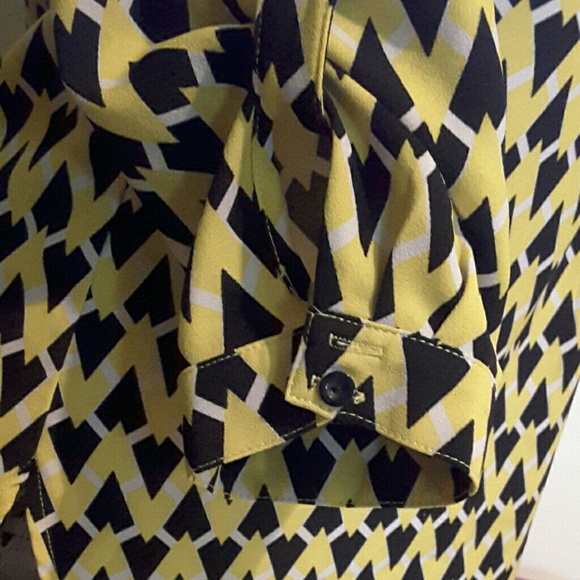 Yellow Patterned Tunic - Picture 3 of 3