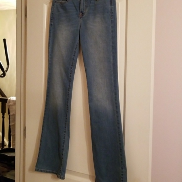 Calvin Klein Jeans (27) - Picture 2 of 4