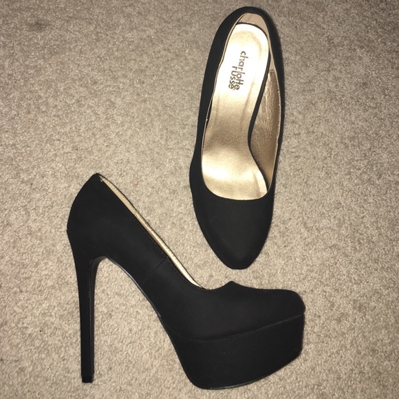 High heels - Picture 3 of 3