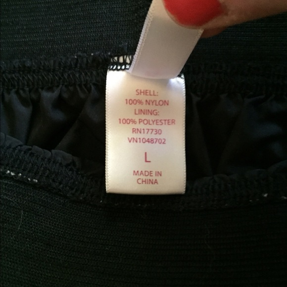 Cute Xhilaration skirt - Picture 3 of 3