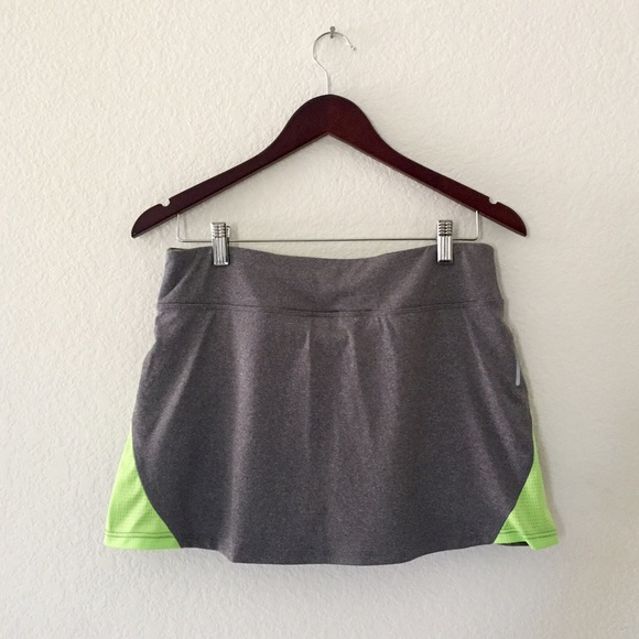 C9 Champion Run Skort - Picture 3 of 4