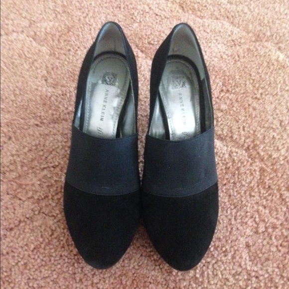 Anne Klein heels