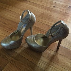 Steve Madden Platform heels