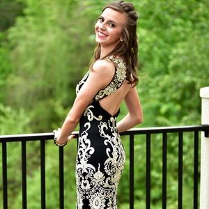 Meet your Posher, Tiffany