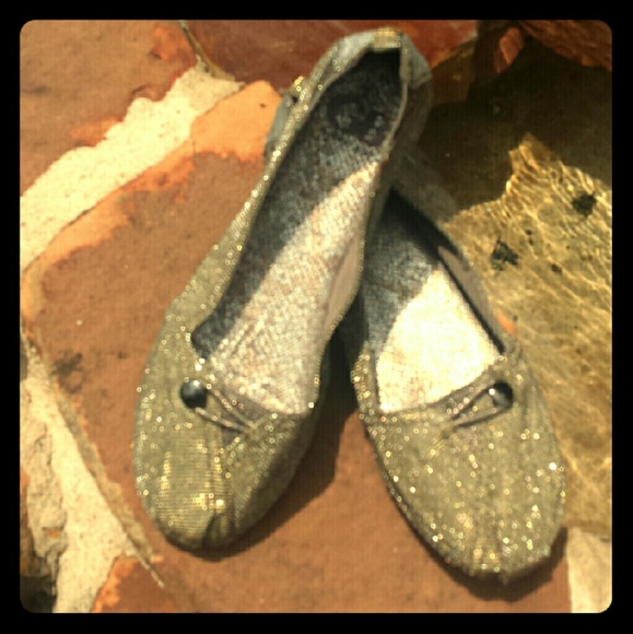 Gianni Bini Flats