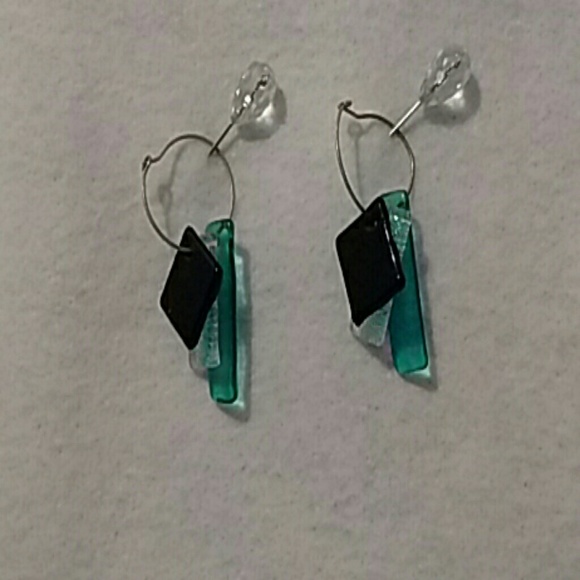 Hold for sauker bundle