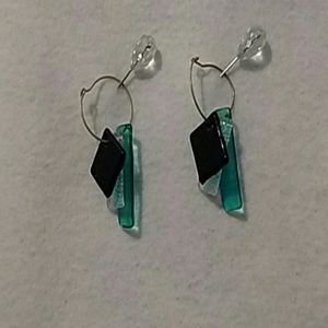 Hold for sauker bundle