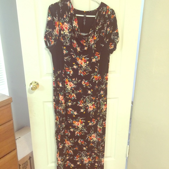 Floral Jennifer Lopez Maxi with mesh detail
