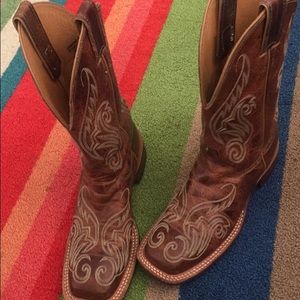 Justin cowboy boots