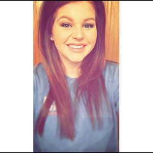 Meet your Posher, Kaci