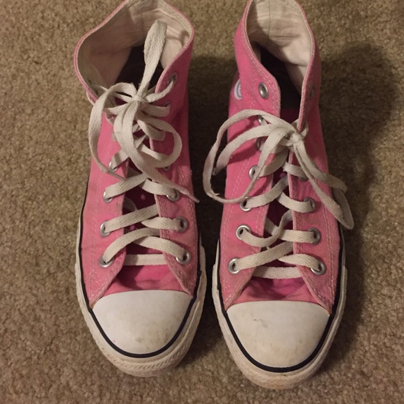 High top converse.