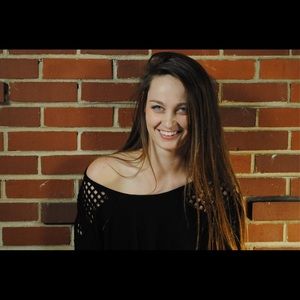 Meet your Posher, Hannah