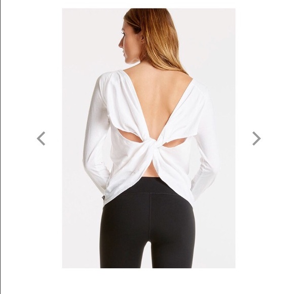 Fabletics white long sleeve top!