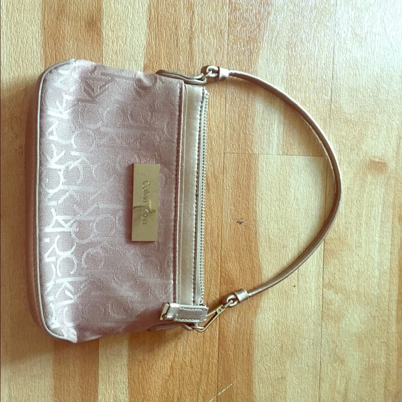 Cute everyday wristlet 😍