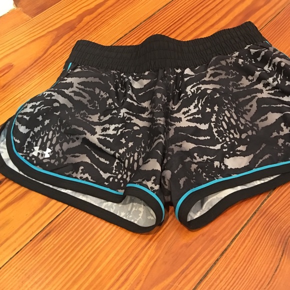 Under Armour Pants - Under Armor running shorts
