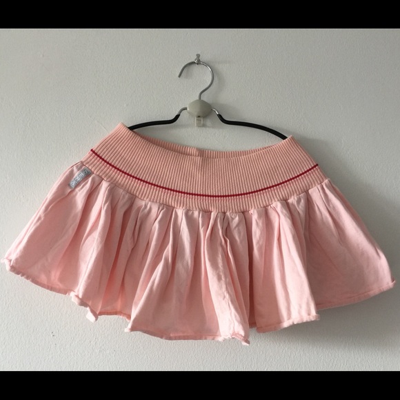 New Pink Deha sportswear mini skirt. - Picture 2 of 2