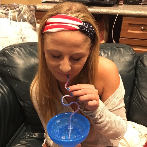Meet your Posher, Claire