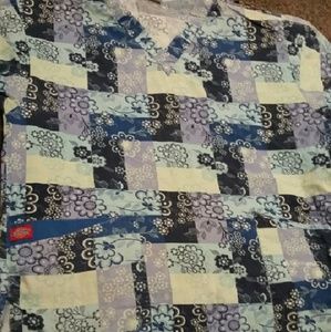 Scrub top