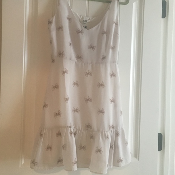 BB Dakota cream bow dress