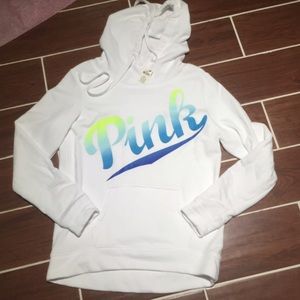 #29 white pull over hoodie