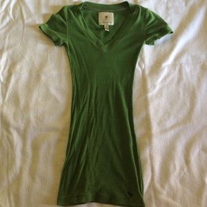 Abercrombie v-neck
